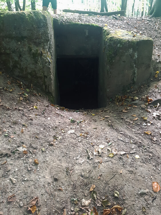 Etappe 7: Bunkereingang bei Forsbach