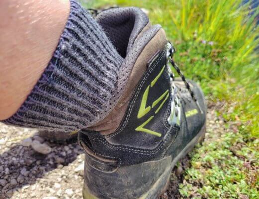 Wanderschuhe pflegen: Eine Anteilung zum Schuhe putzen.