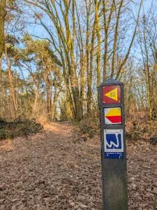 Beschilderung Premiumwanderweg Huilbeek und Maas